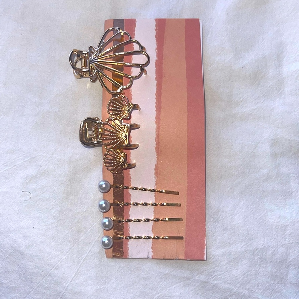 Rose Gold/Gikd color 🐚🌊 claw clips/pearl style hair pins